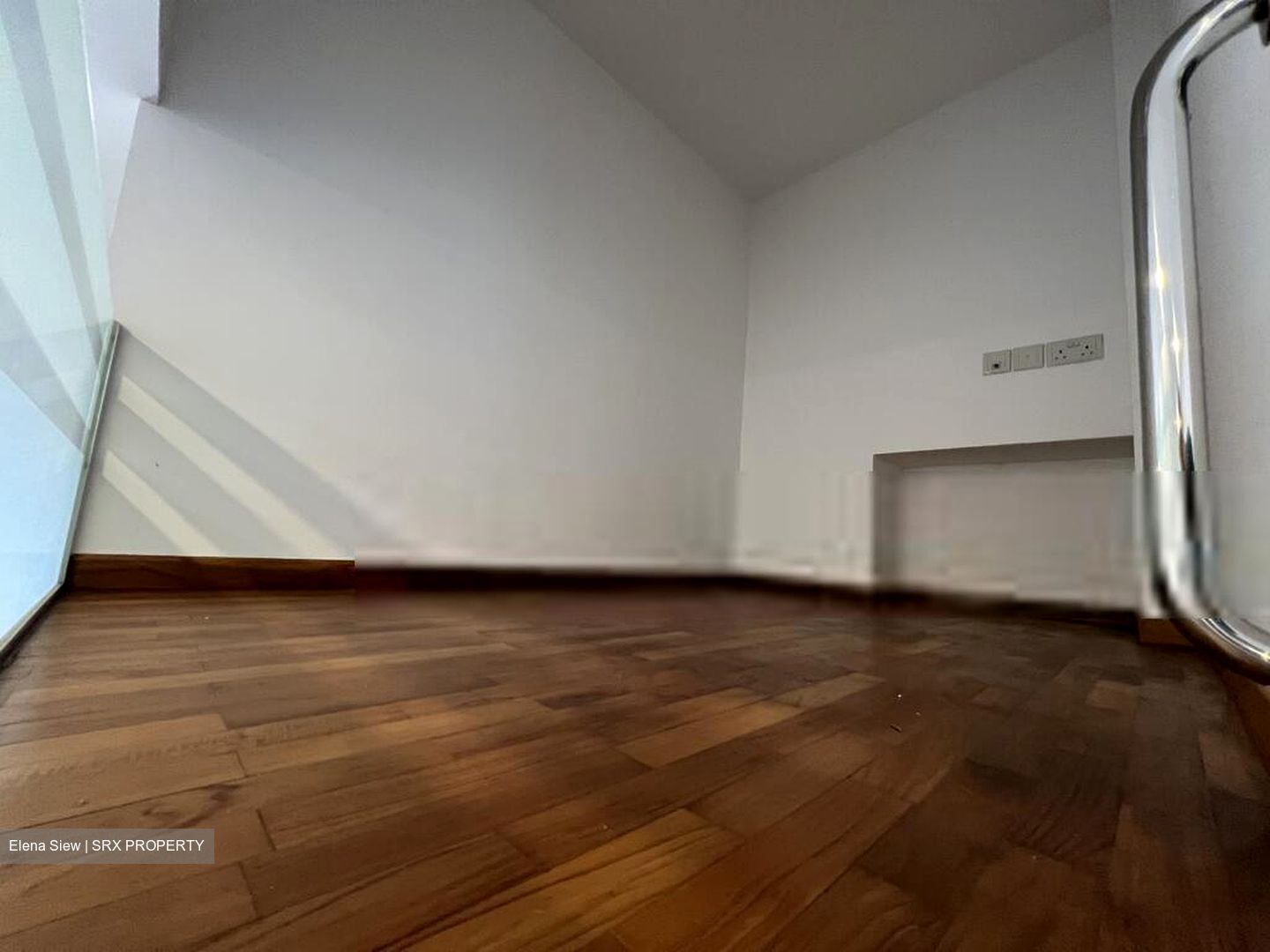 International Plaza (D2), Apartment #399536051